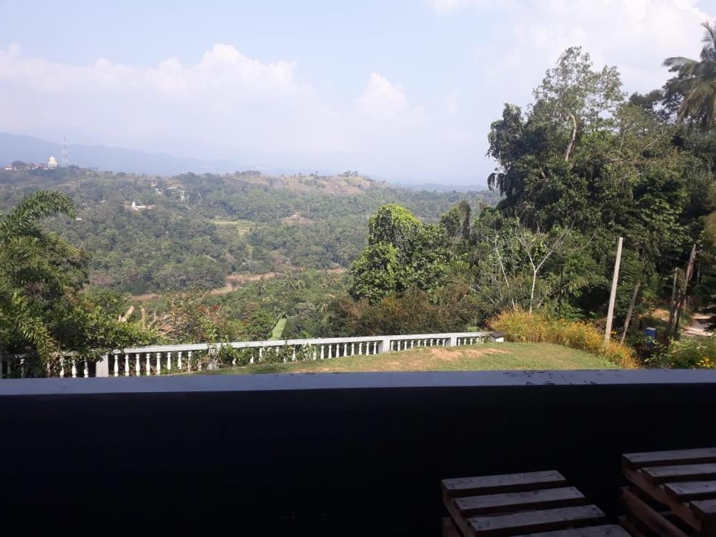Kandy Gem Inn Blue Hotel Εξωτερικό φωτογραφία